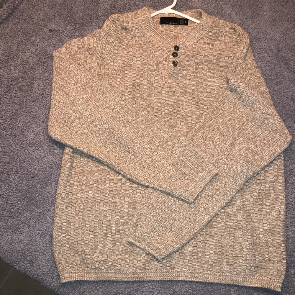 Bill Blass long sleeve light sweatshirt